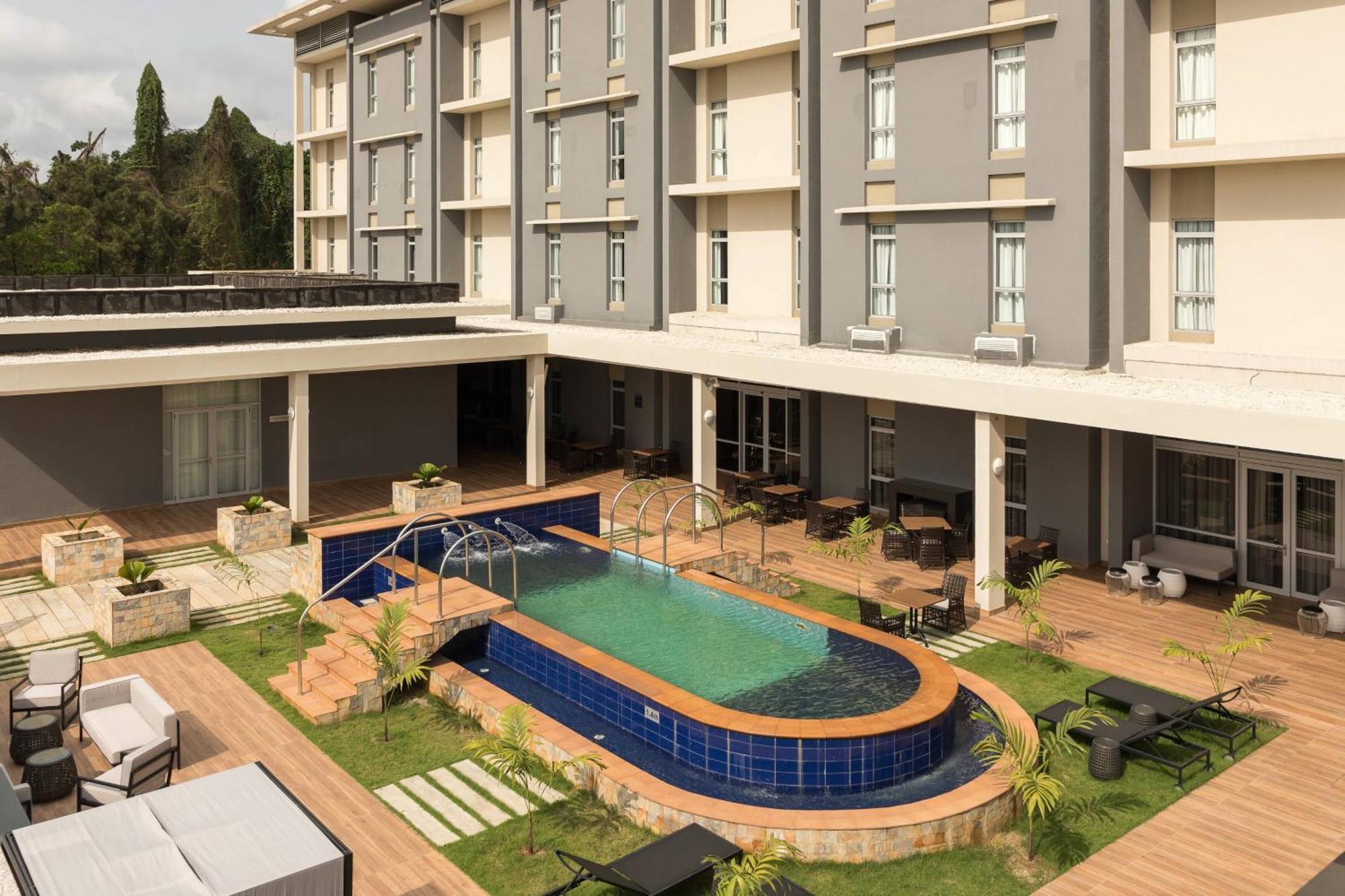 Protea Hotel By Marriott Owerri Select Dış mekan fotoğraf